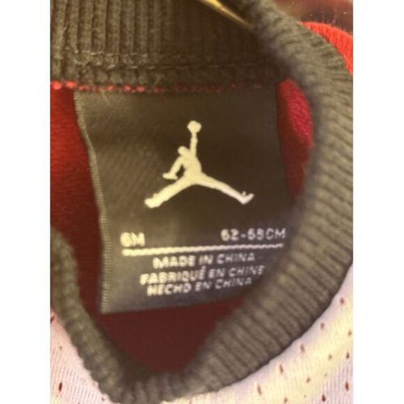 Red, black and white Jordan classic crewneck pullover sweatshirt infant EUC 6M - Picture 3 of 3